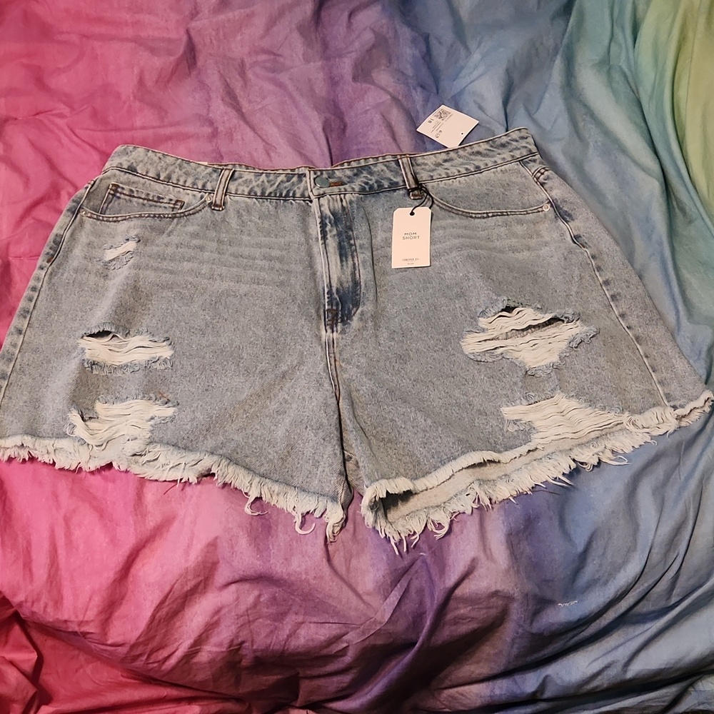 Light Wash Denim fringe mom shorts size 18